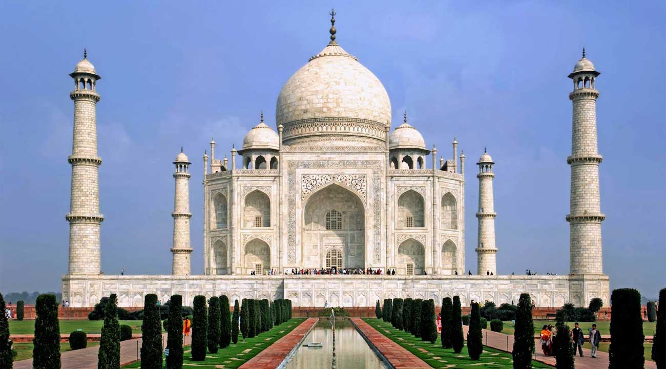 Taj Mahal Tour by SKYWAYS TOURS & TRAVELS